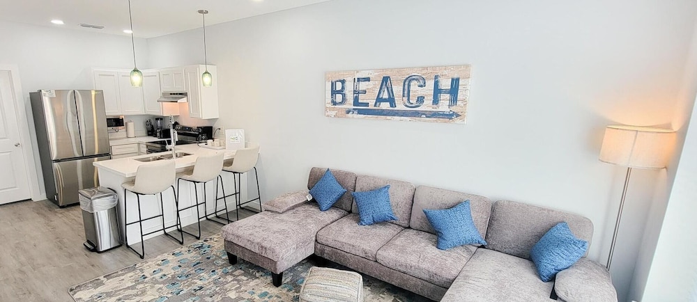 Villas De Laguna 4 3 Bedroom Townhouse