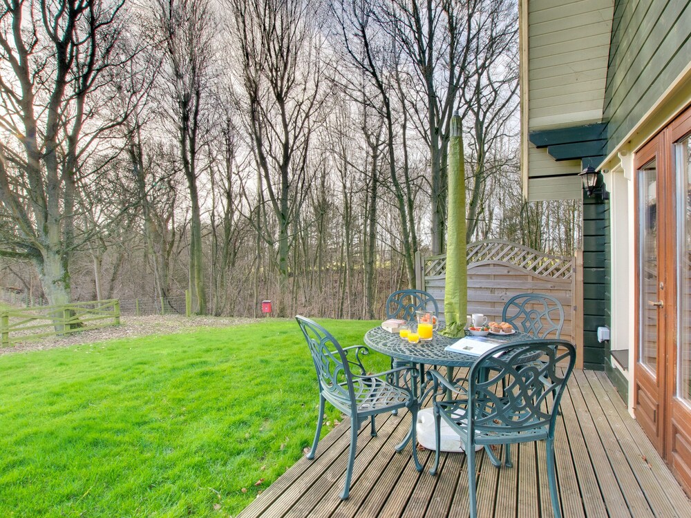 Apple Tree Lodge view 4