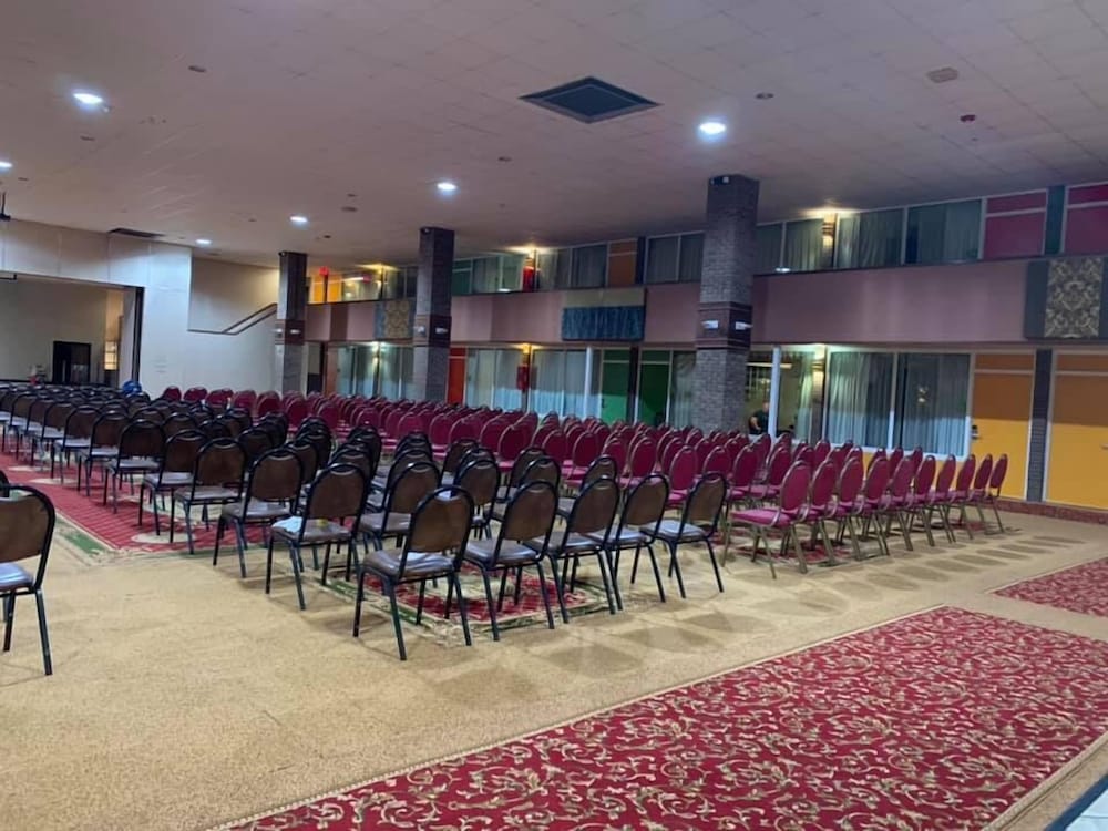 meeting & event spaces
