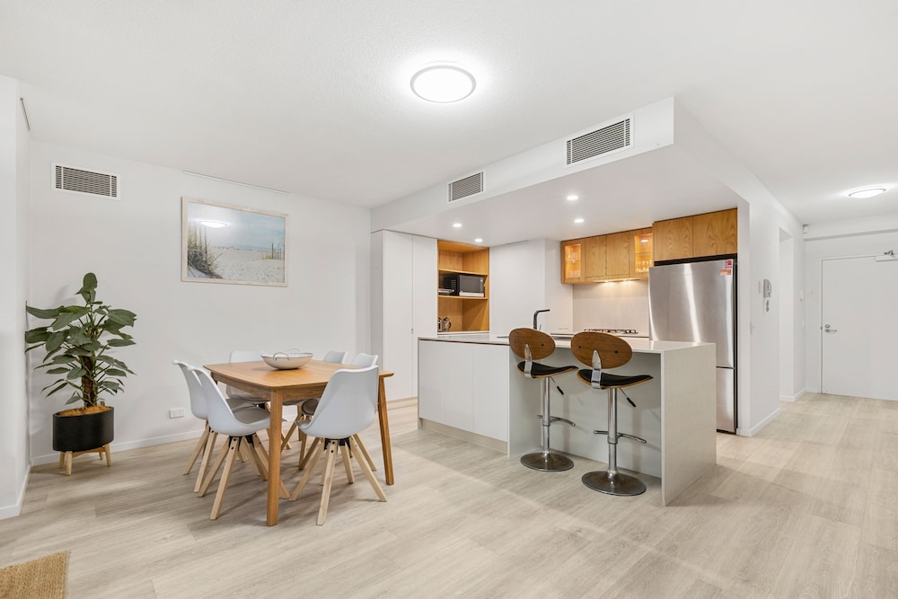 Drift South Holiday Apartments