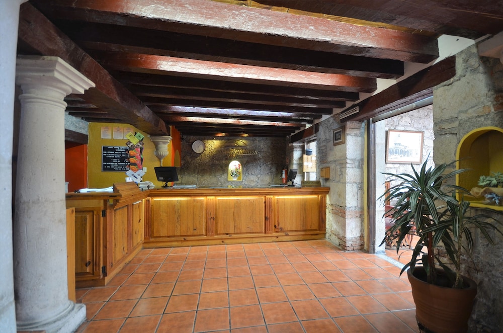 Howard Johnson Calle Real Morelia - Property Image 33