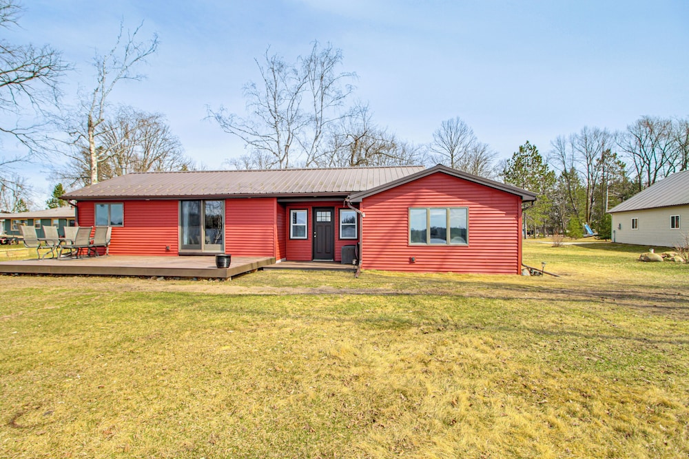Boat Dock & Launch: Family Cabin on Prairie Lake!