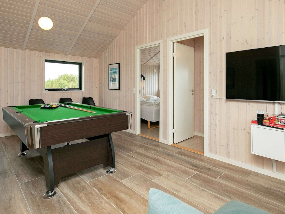 10 Person Holiday Home in Lokken-by Traum