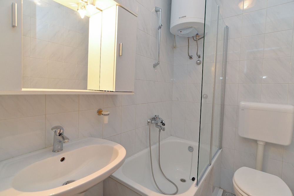 Apartment Josip 828