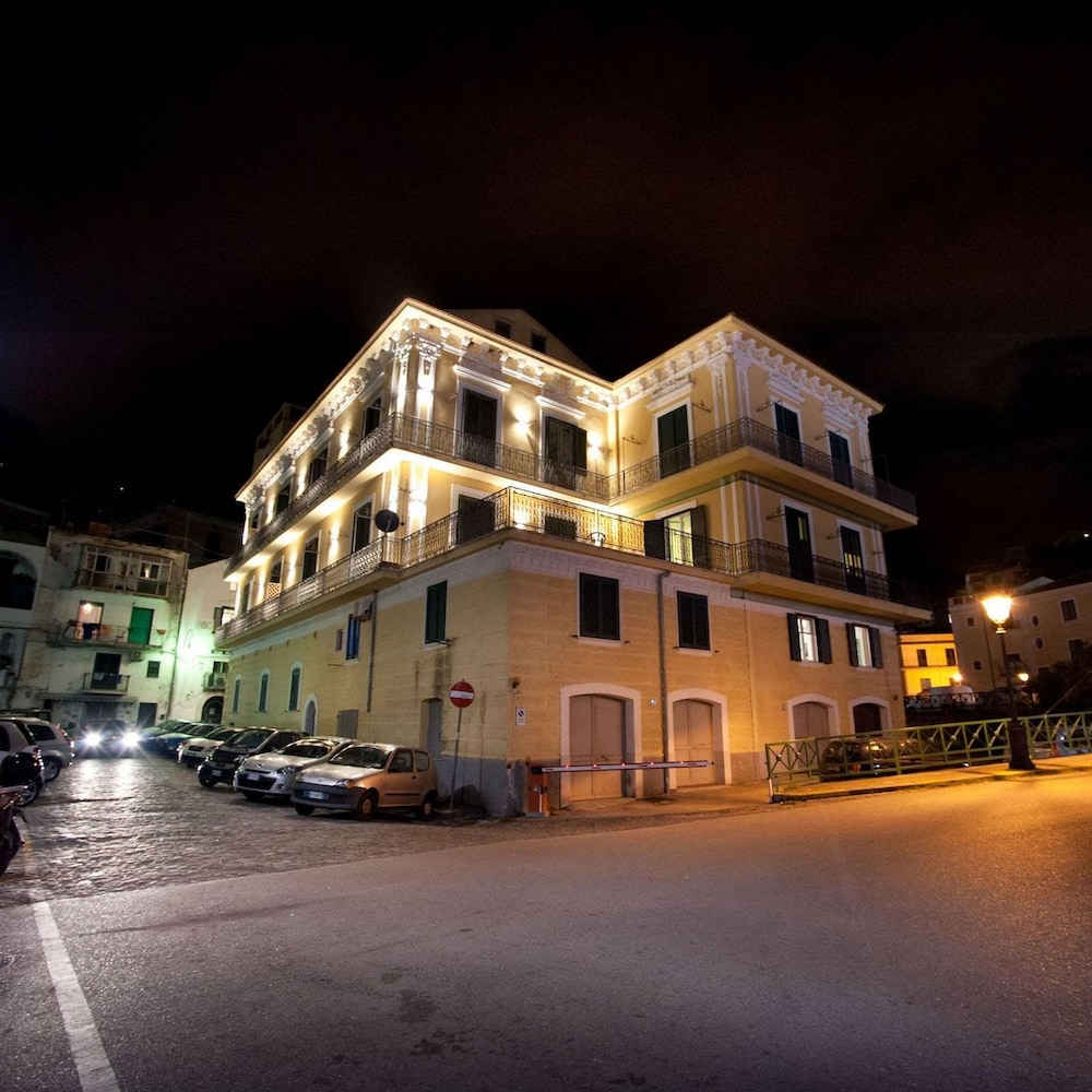 Appartamento a Vietri sul Mare ID 3050 view 2