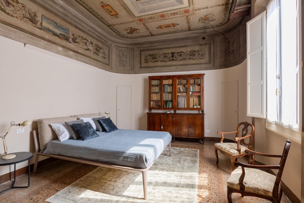 Via D Azeglio 37 - Casa Dell Auriga