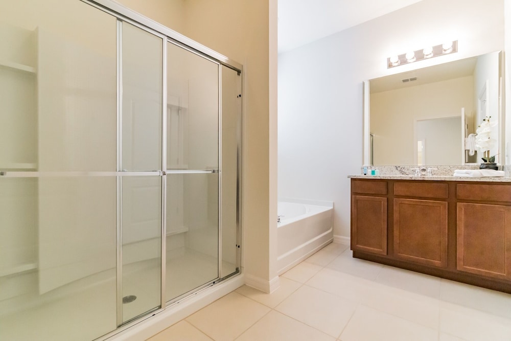 5264oba- Solterra Gated Resort 7 Bedroom Home