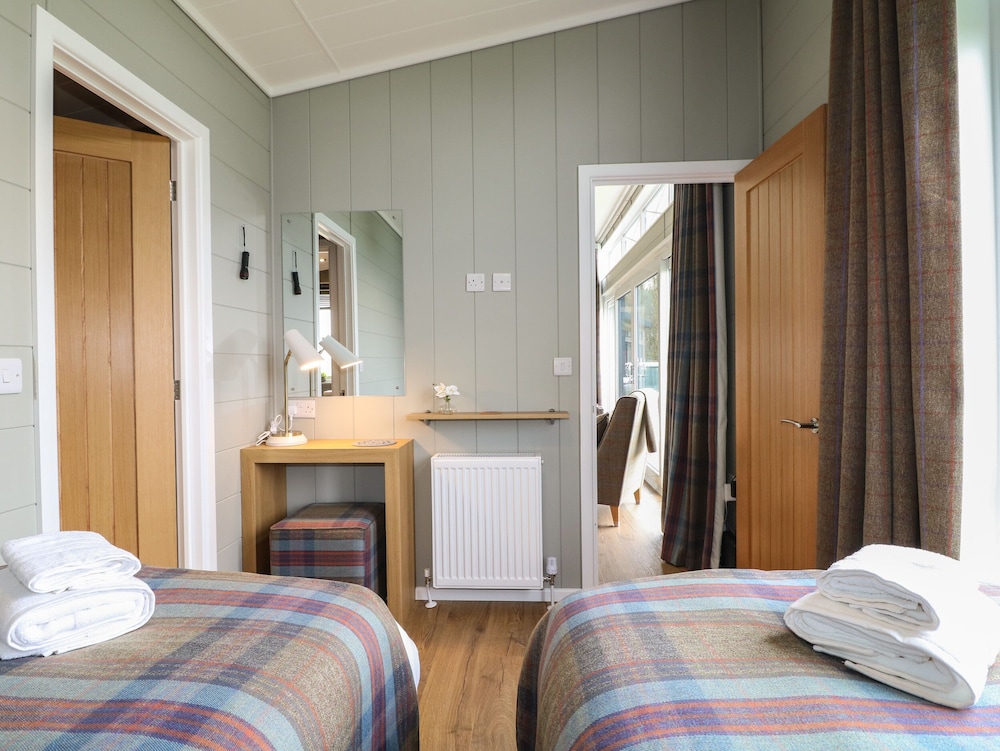 Cedar Lodge
