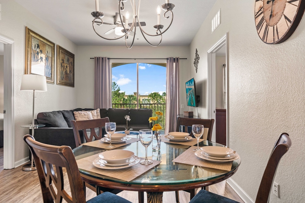 4802 Cayview Avenue #308