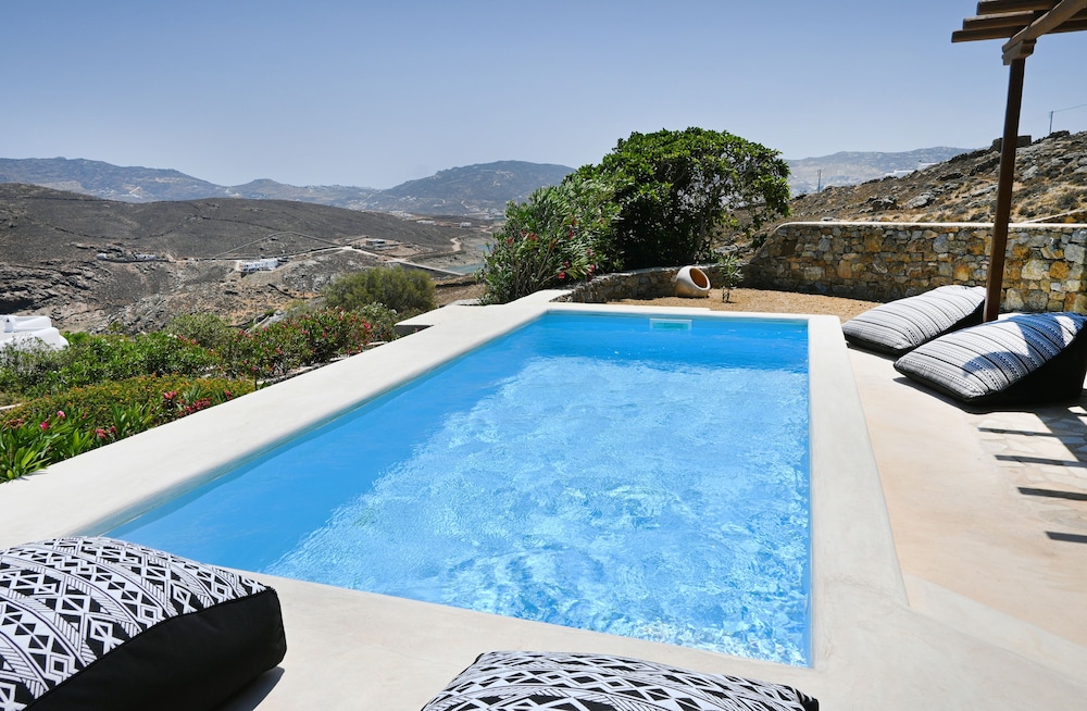 Sea Breeze Panormos