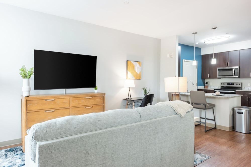 Landing Furnished Apartments South End Stratford