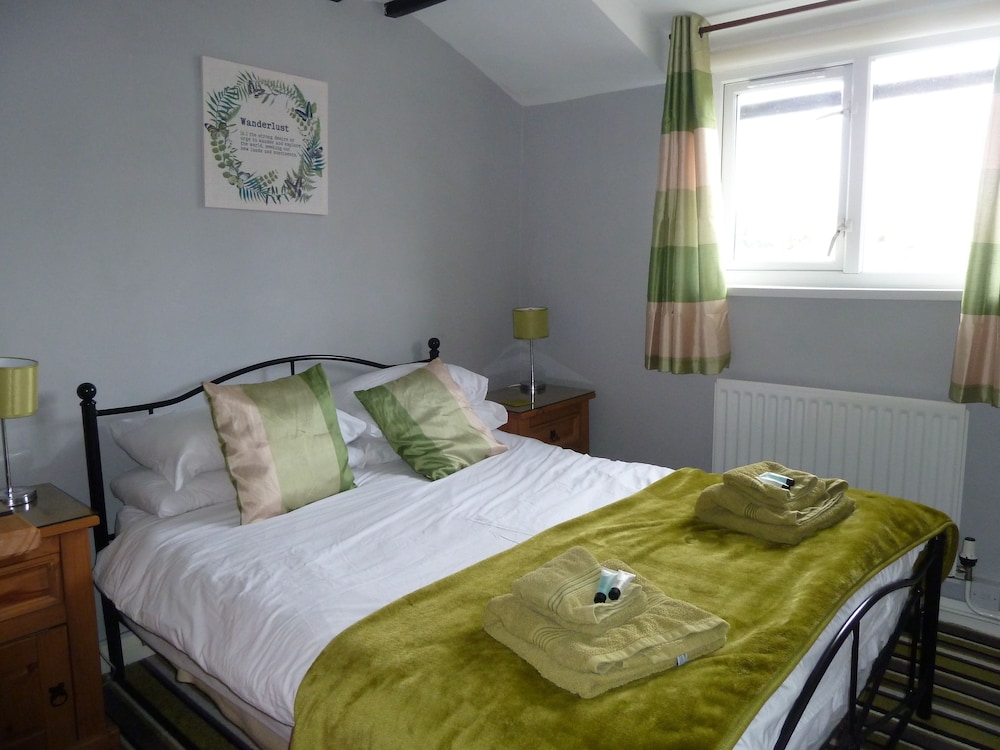 Mid Wales Inn