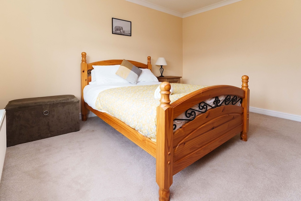 Oakwood House view 2