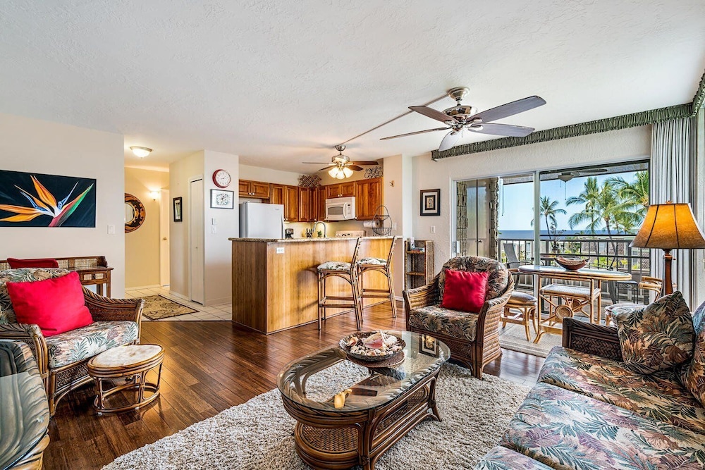 Beautiful Ocean Views - Top Floor - Concierge Included - Vrkcv