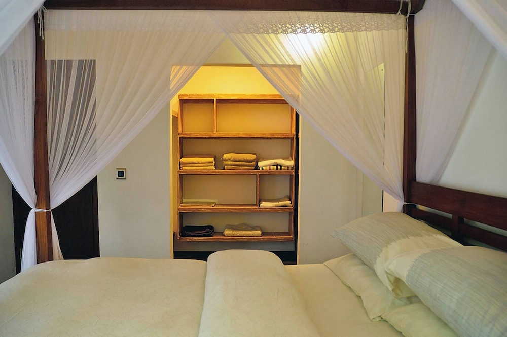 Lush 1 BR Private Pool Villa Inseminyak