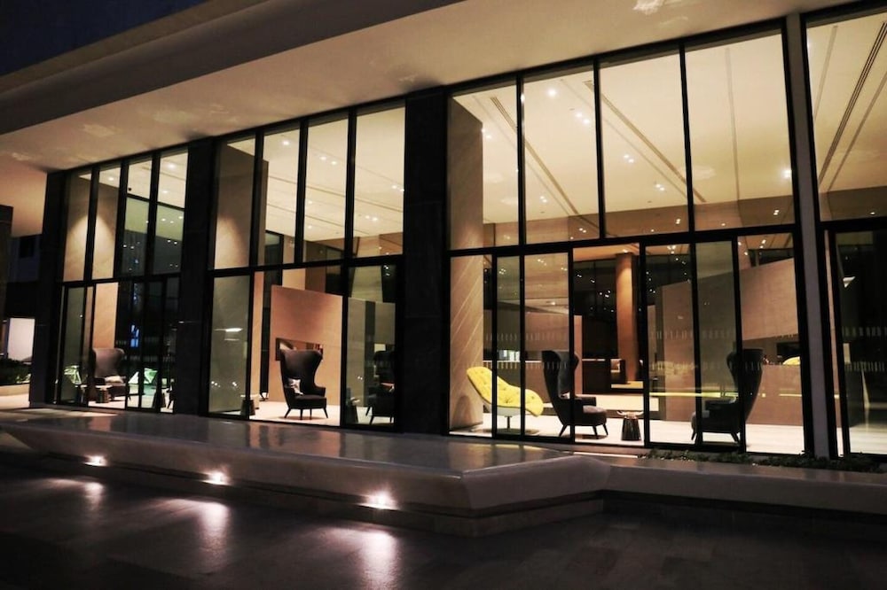 2 Bed Room At Great Location - Best Of Pattaya