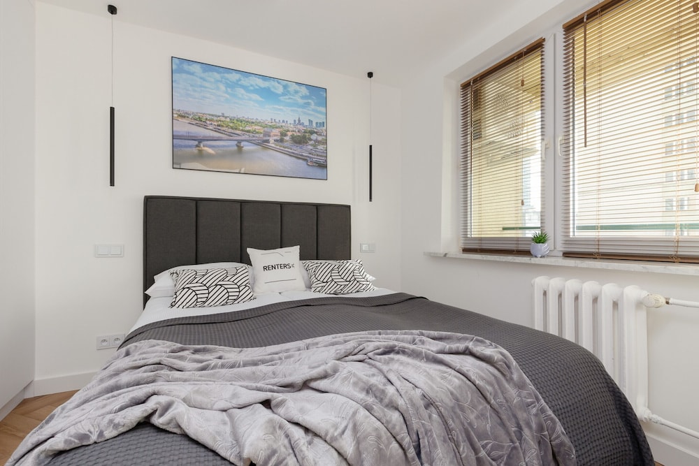 Comfy Apartament Bagno by Renters view 2