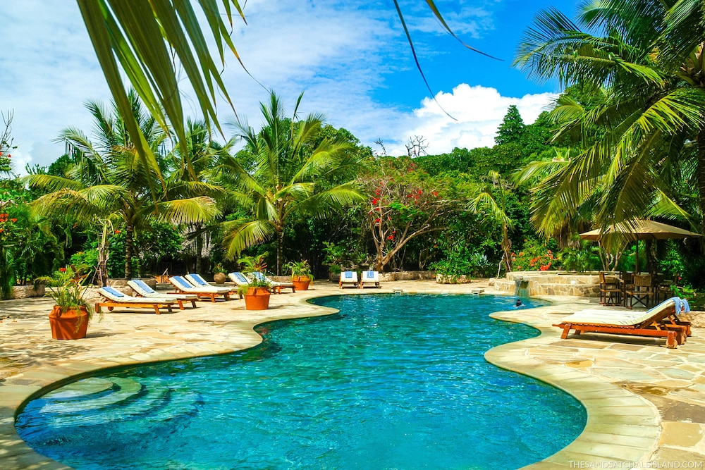 Chale Island Resort