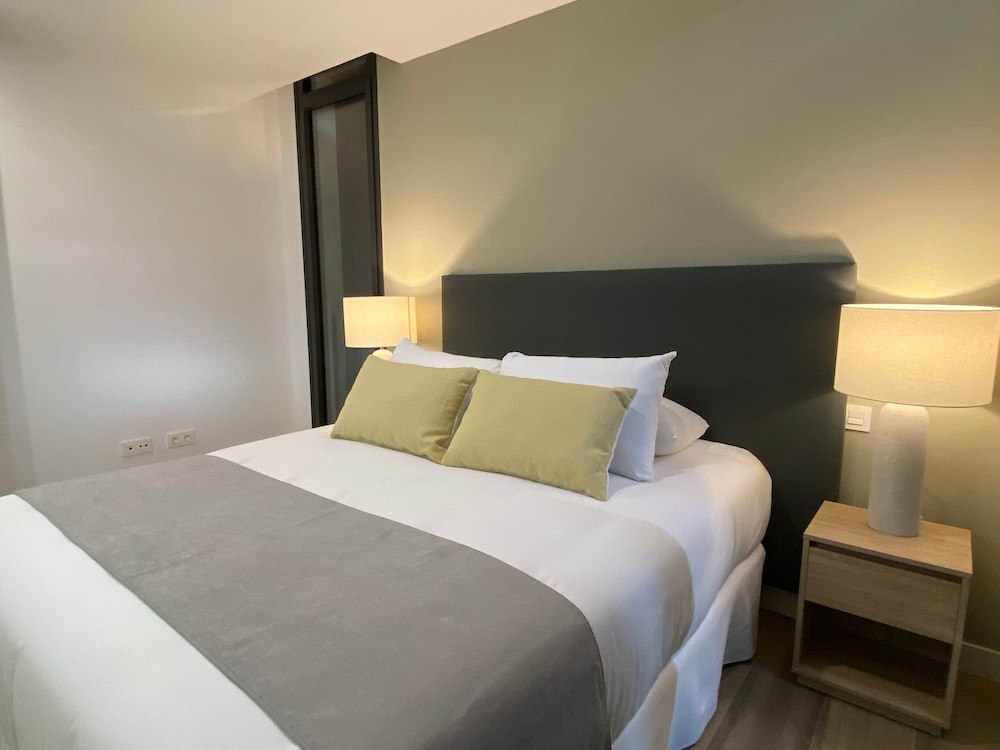 w Modern 2BR With Terrace in Chueca