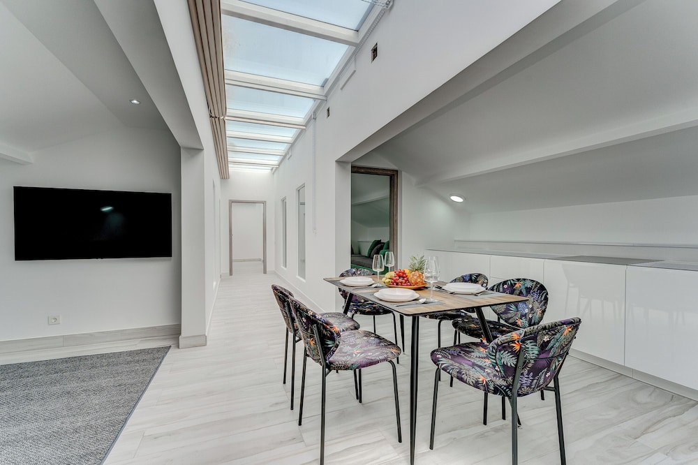 BAL Apartments - Adults Only