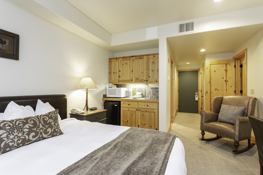 The Lodges at Deer Valley 2 Bedroom Condo