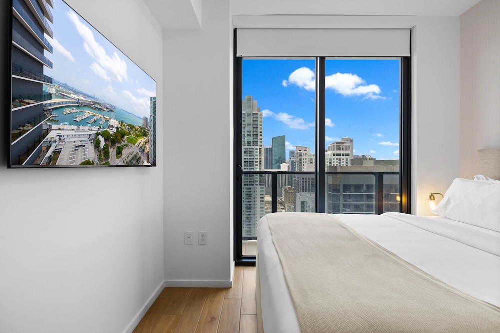 Apt with Stunning View at Downtown Miami