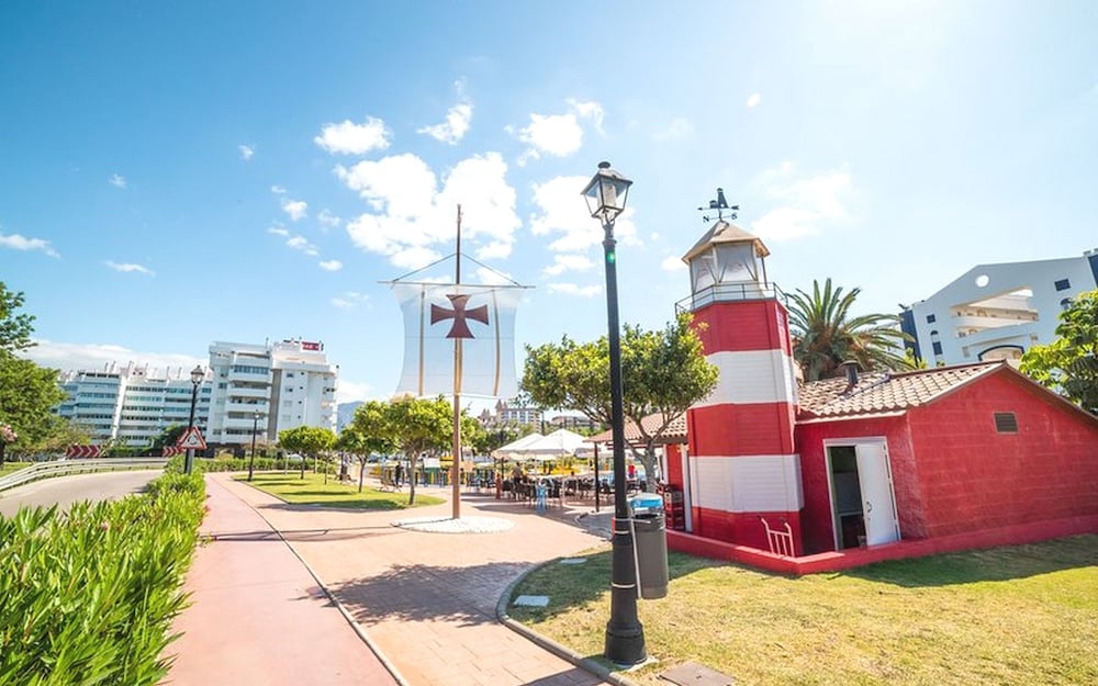 Myramar | 7 Pax | Parque de Poniente | 4724-KPAW