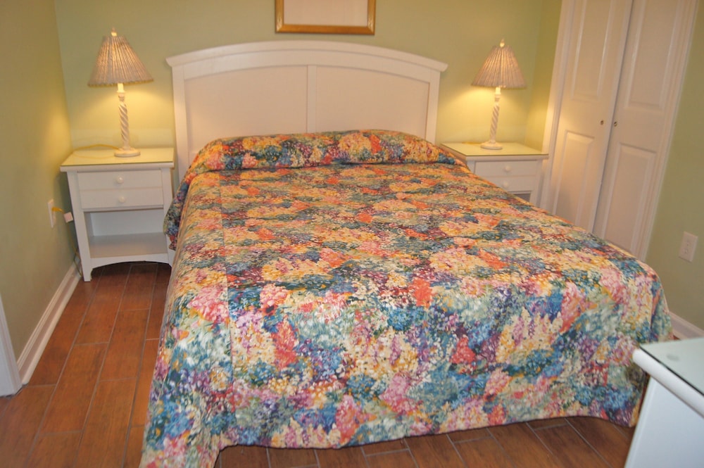 Sunrise Pointe 4F by RedAwning
