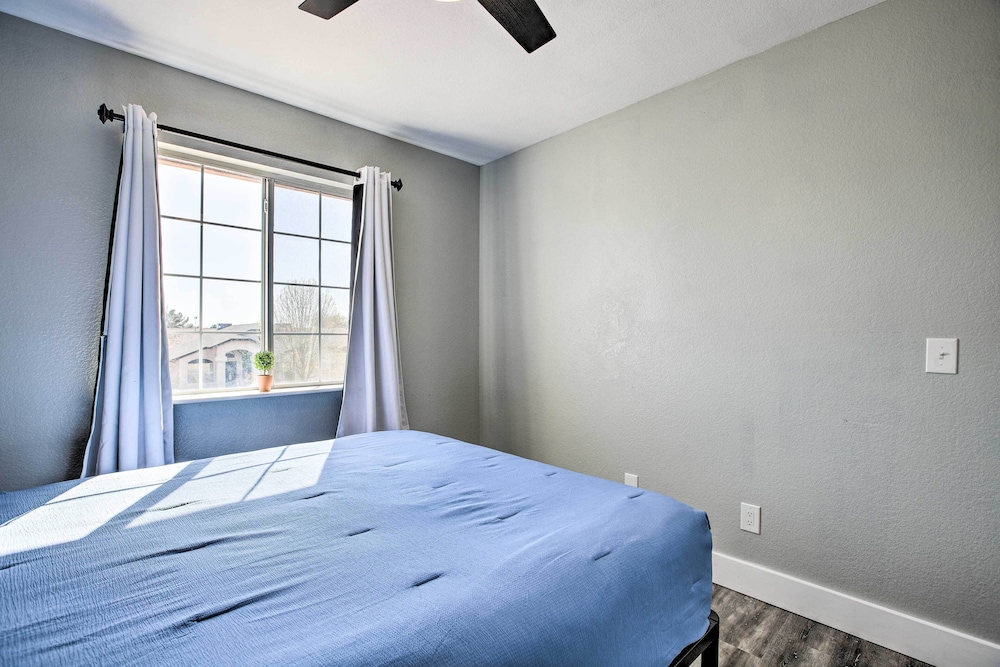 1 Mi to State Farm Stadium: Home w/ Pool & Grill! view 5