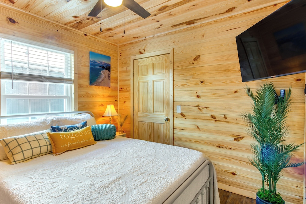 Gaming Loft: Atv-friendly Home in Slocomb