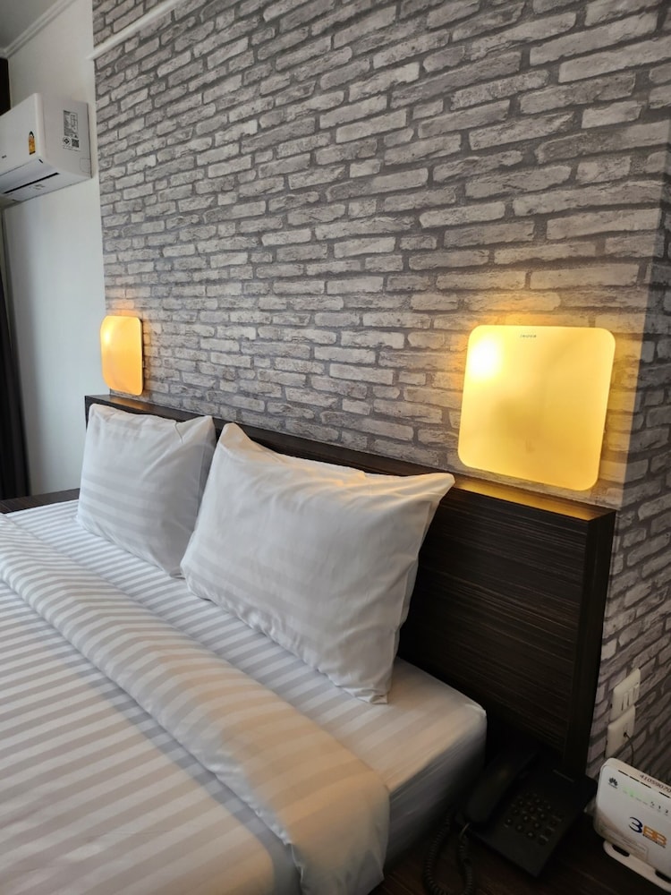 White Palace Bangkok 18