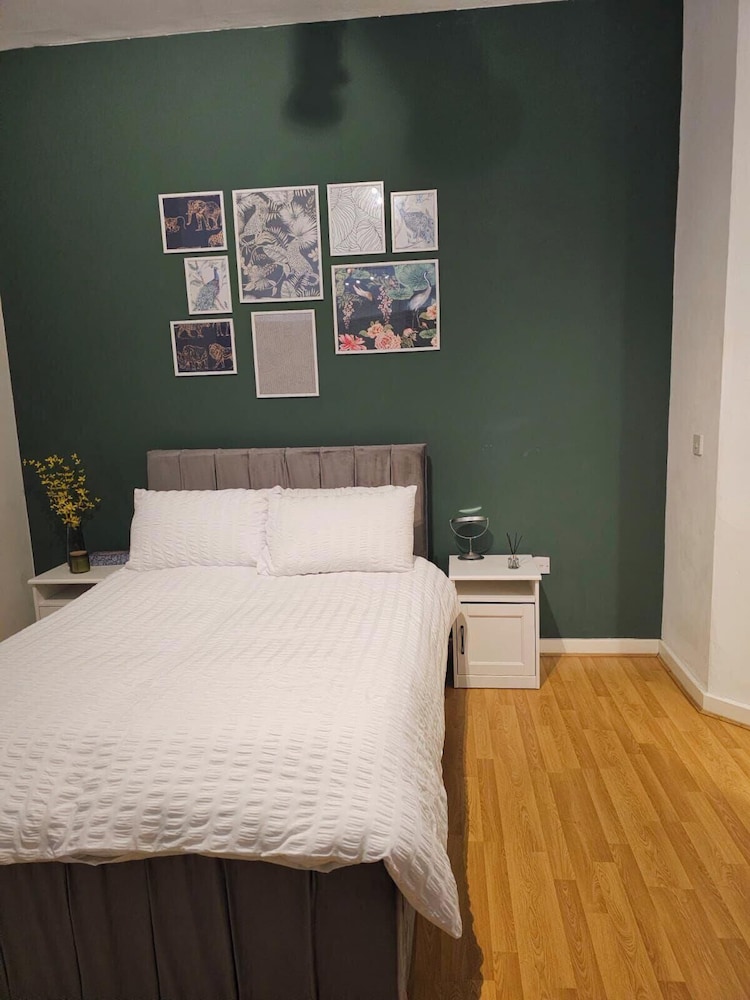 Apartment - Free Parking & Near Hospital