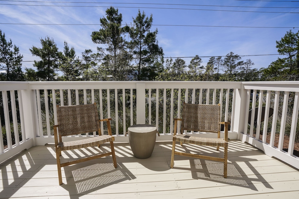 Prominence on 30A by Panhandle Getaways