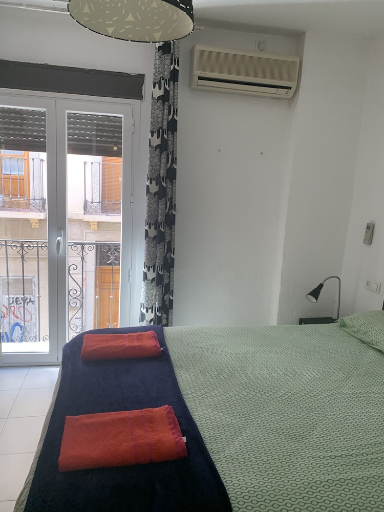 Barbieri Granada Pension - Hostel