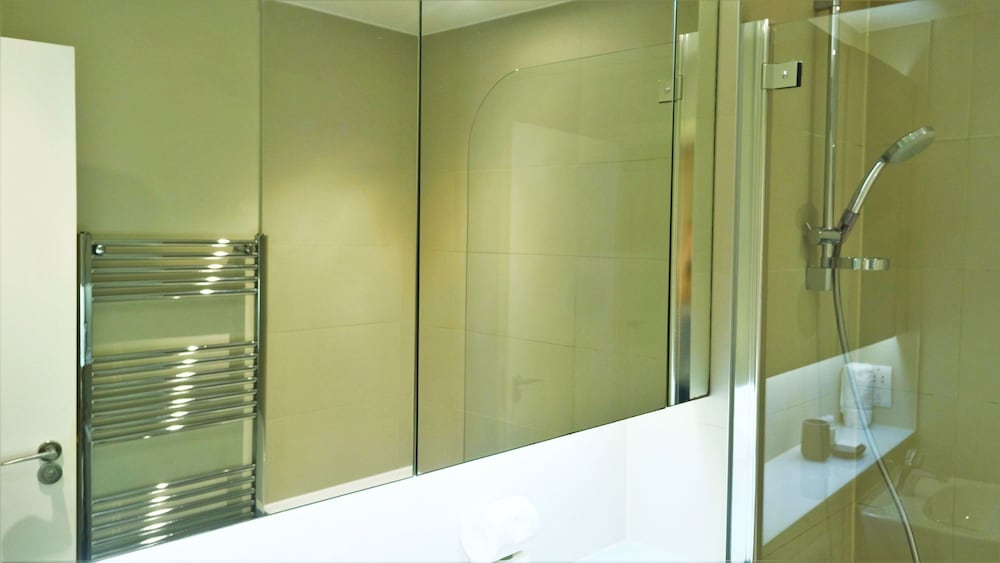 Accomodo London Southbank - Spacious & Elegant Apartments near Big Ben & London Eye