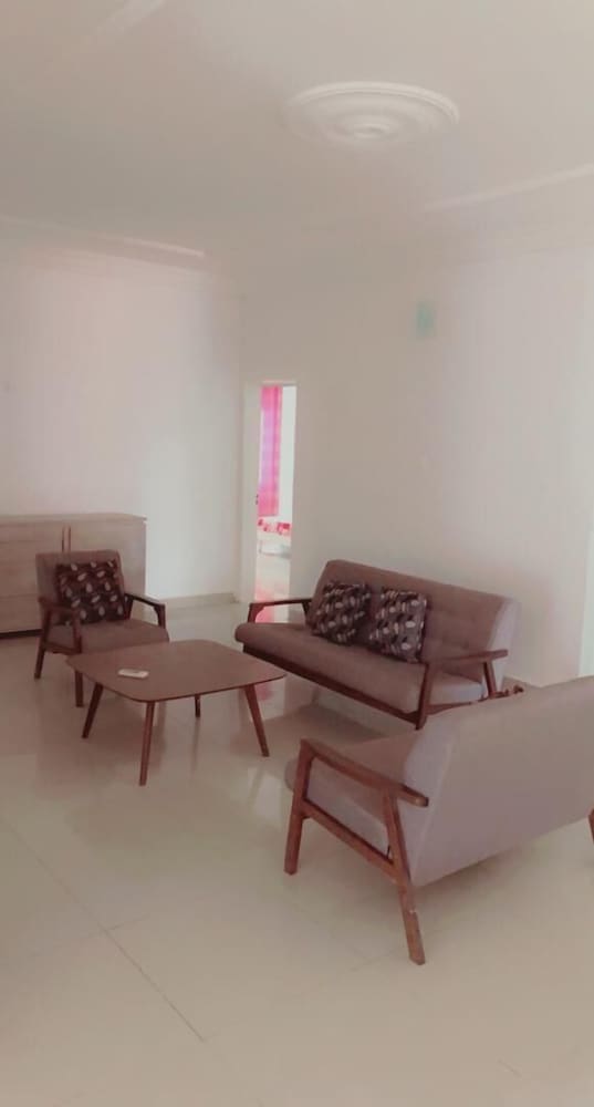 Almadiana Residence
