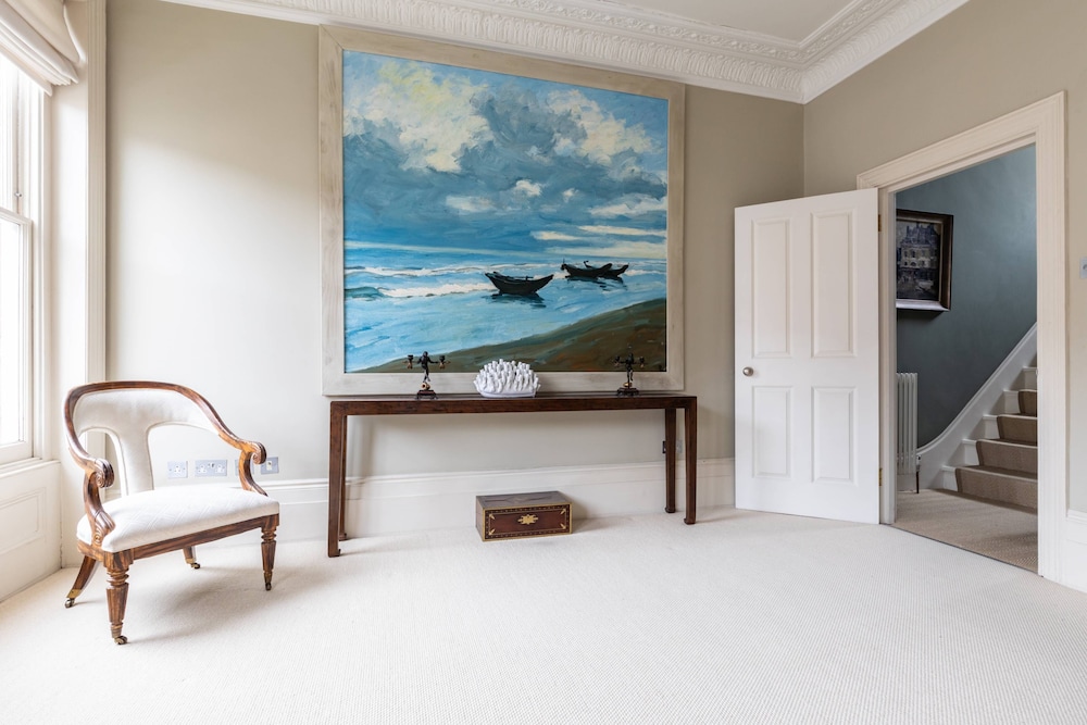 Poplar Grove II by Onefinestay