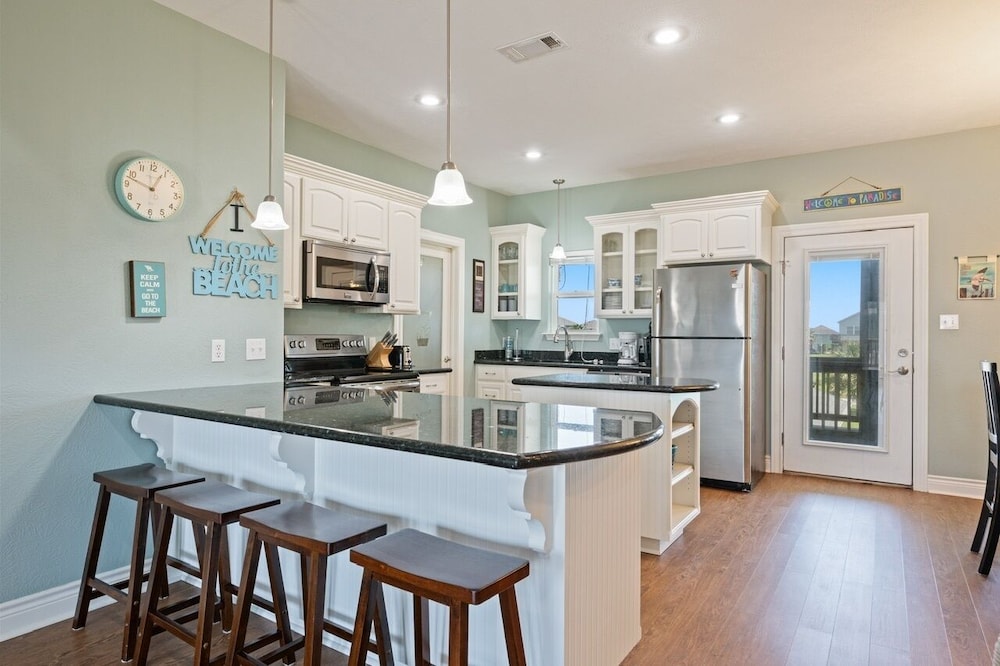 Pelican Post 3 Bedroom Home