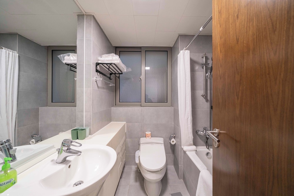 Tyms Stylish 1BR 1BA Apt Yongxin Century