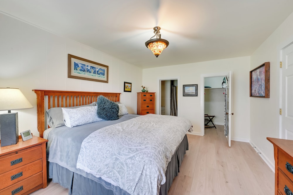 2 Mi to Fly Fishing: Bbq-ready Corvallis Apartment