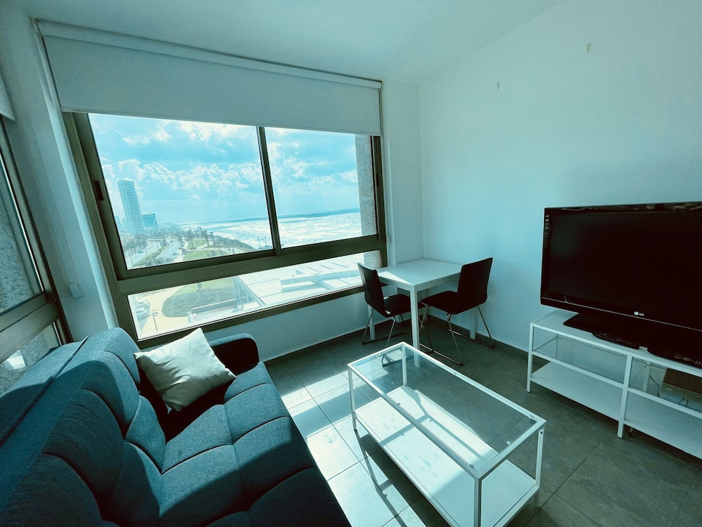 Carmel Holiday Apartments