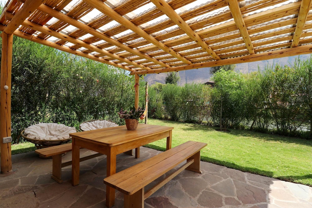 w Majestic 3BR House in Villa Sagrado