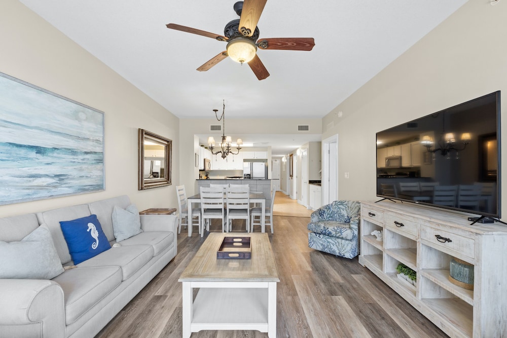 Calypso Beach Resort by Panhandle Getaways