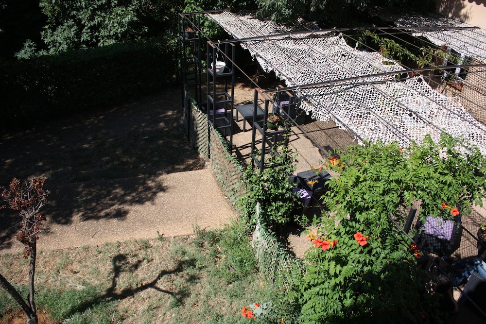 Le Clos des Médiévales view 5