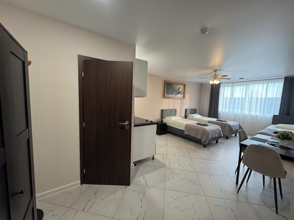 Room-guesthouse Imperia 8