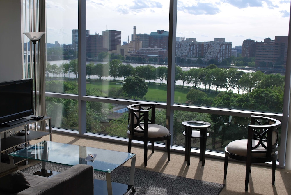 Charles River Executive Suites