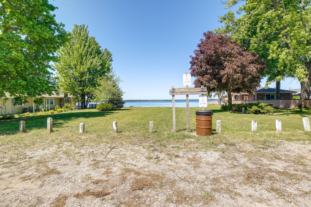 Lake City Vacations - Breezy Lake City Getaway - Walk to Englewood Beach - Property Image 6