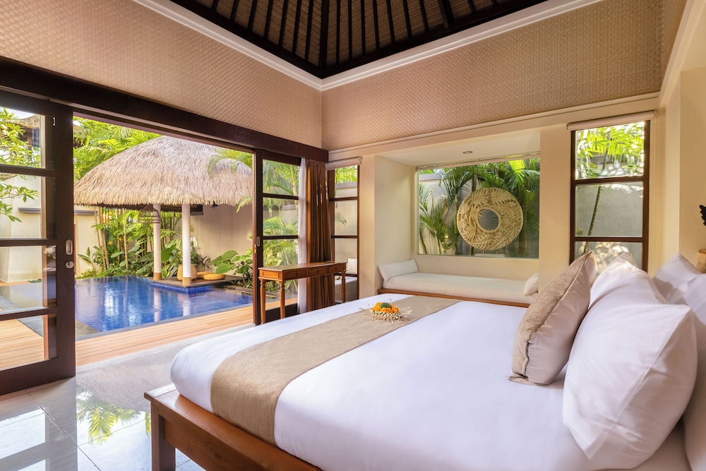Aragreen Berawa Villa