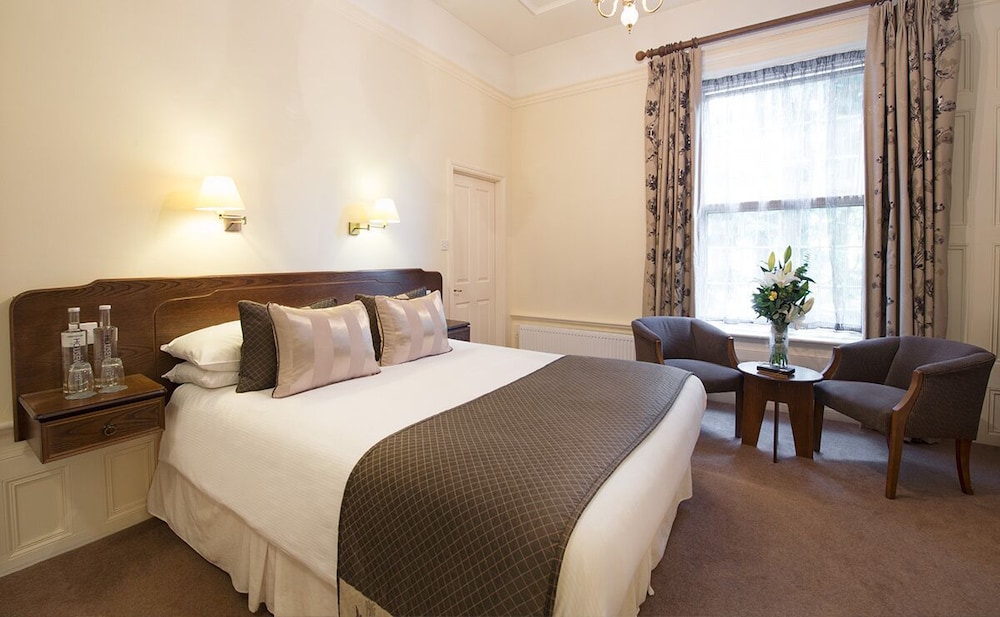 Moorhill House Hotel