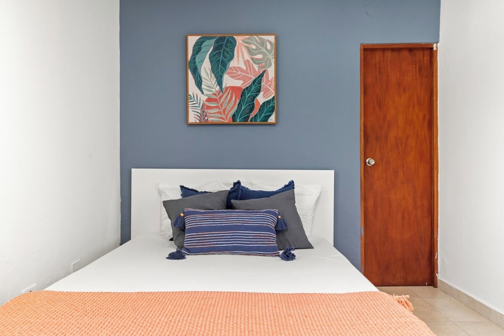 Cacique by Otium